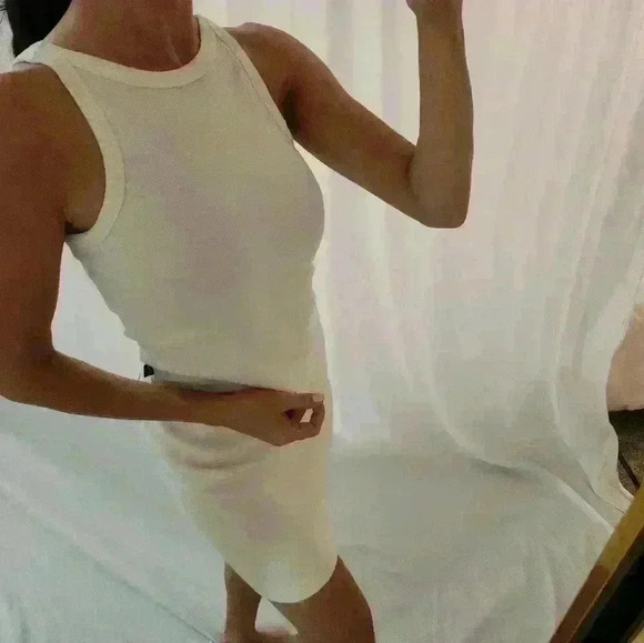 DKNY SPORT White Crop top tank knit Rib off white cream Halter summer Classy sum - Picture 3 of 8